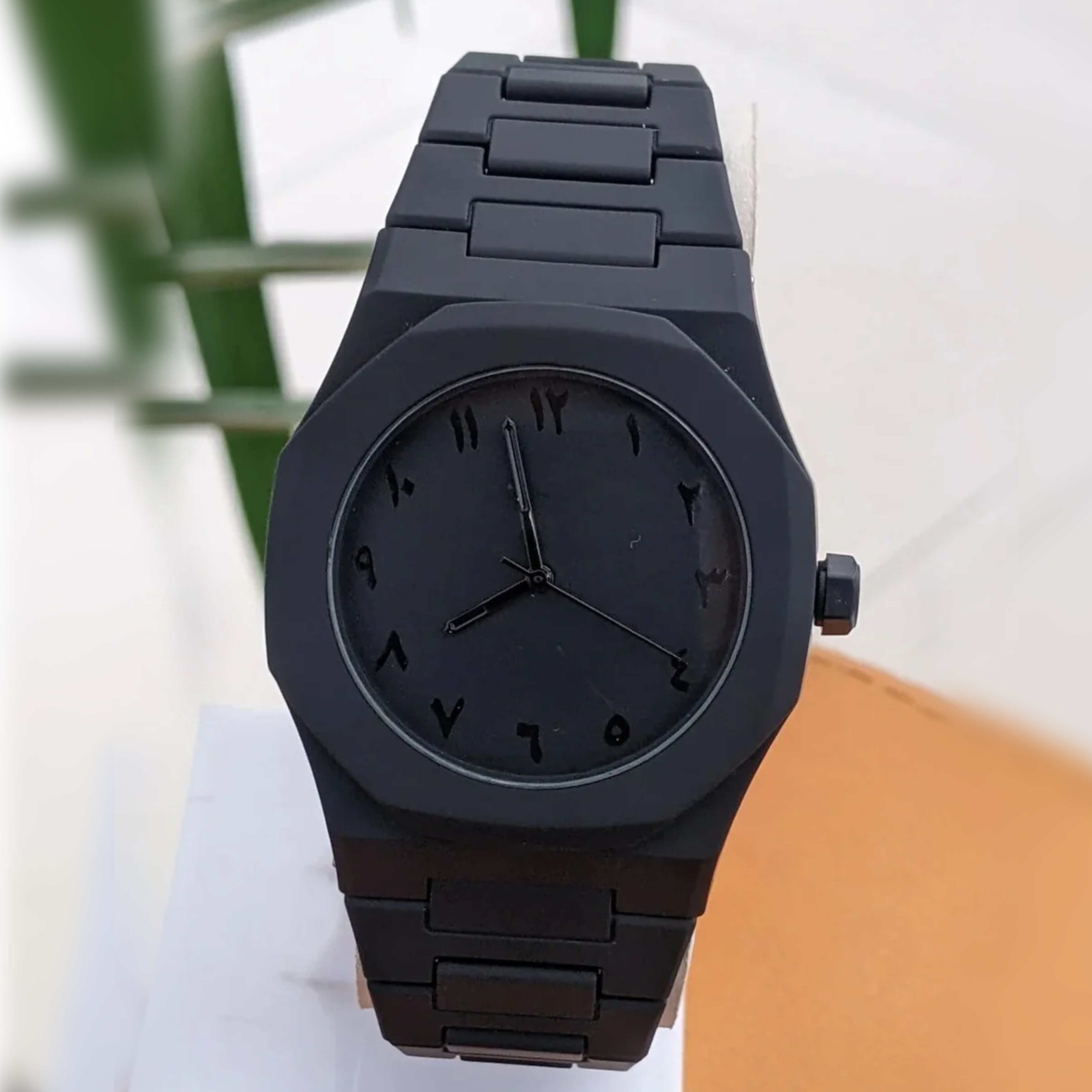 Black Arabic Aura Watch