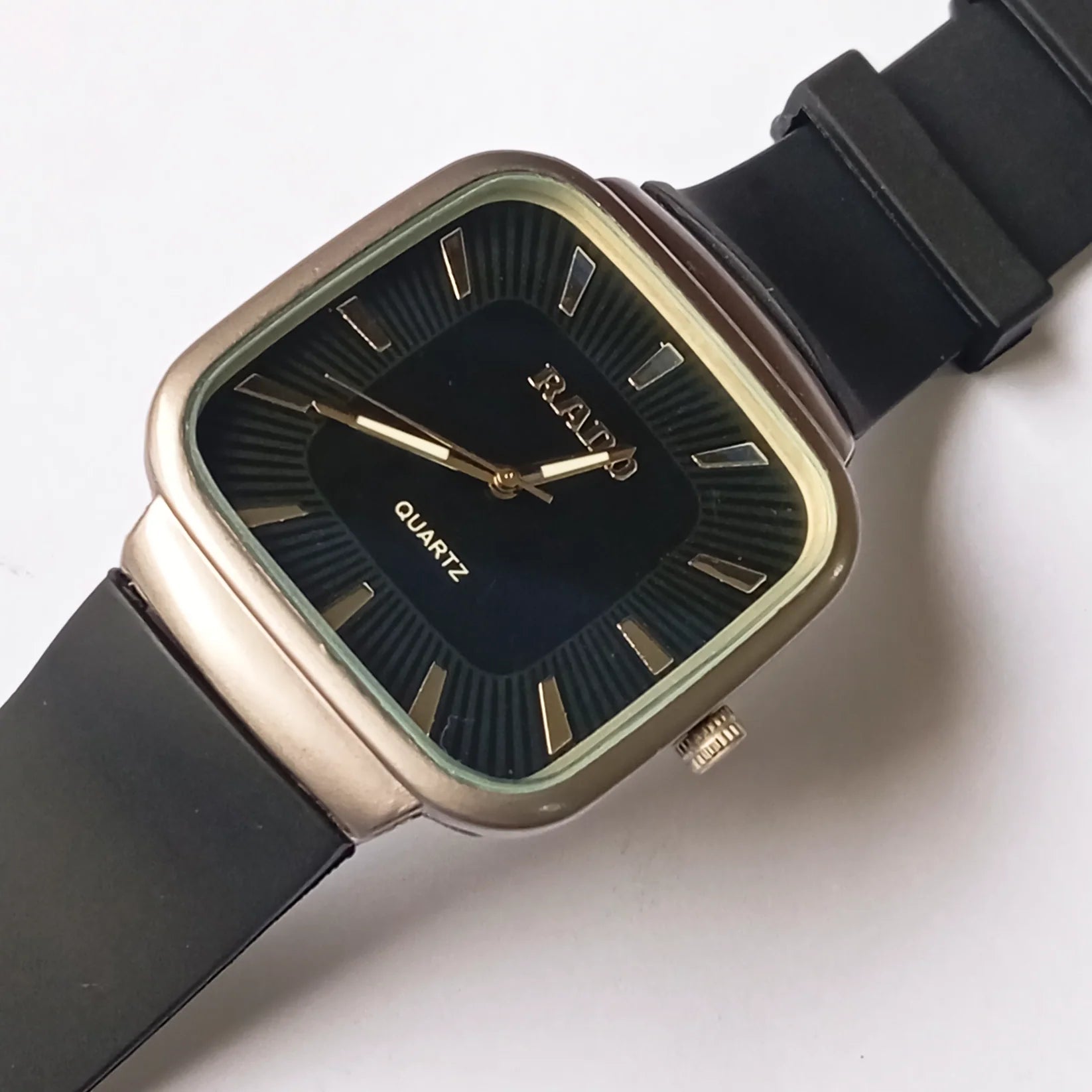 Rado Quartz Watch For Men's