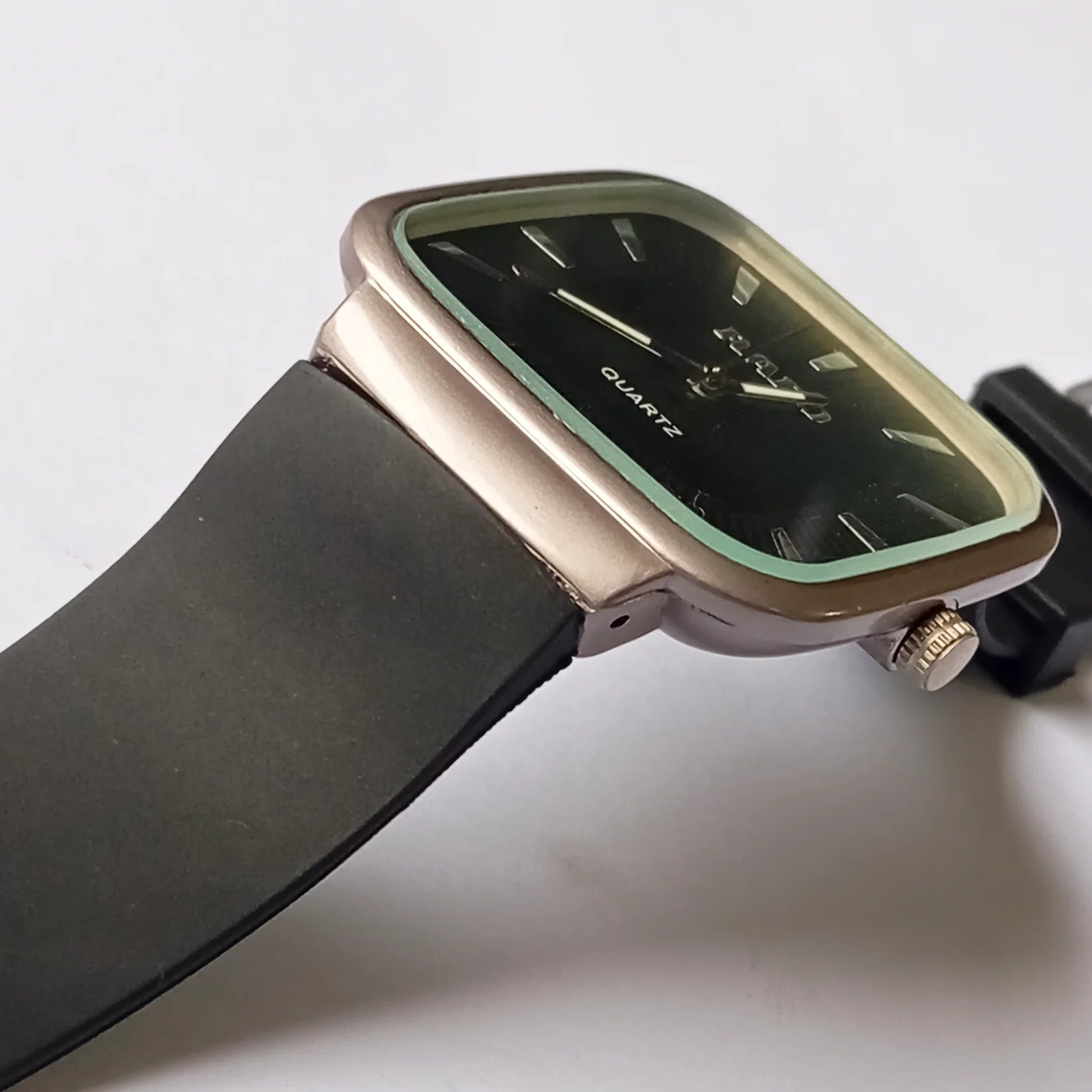 Rado Quartz Watch For Men's