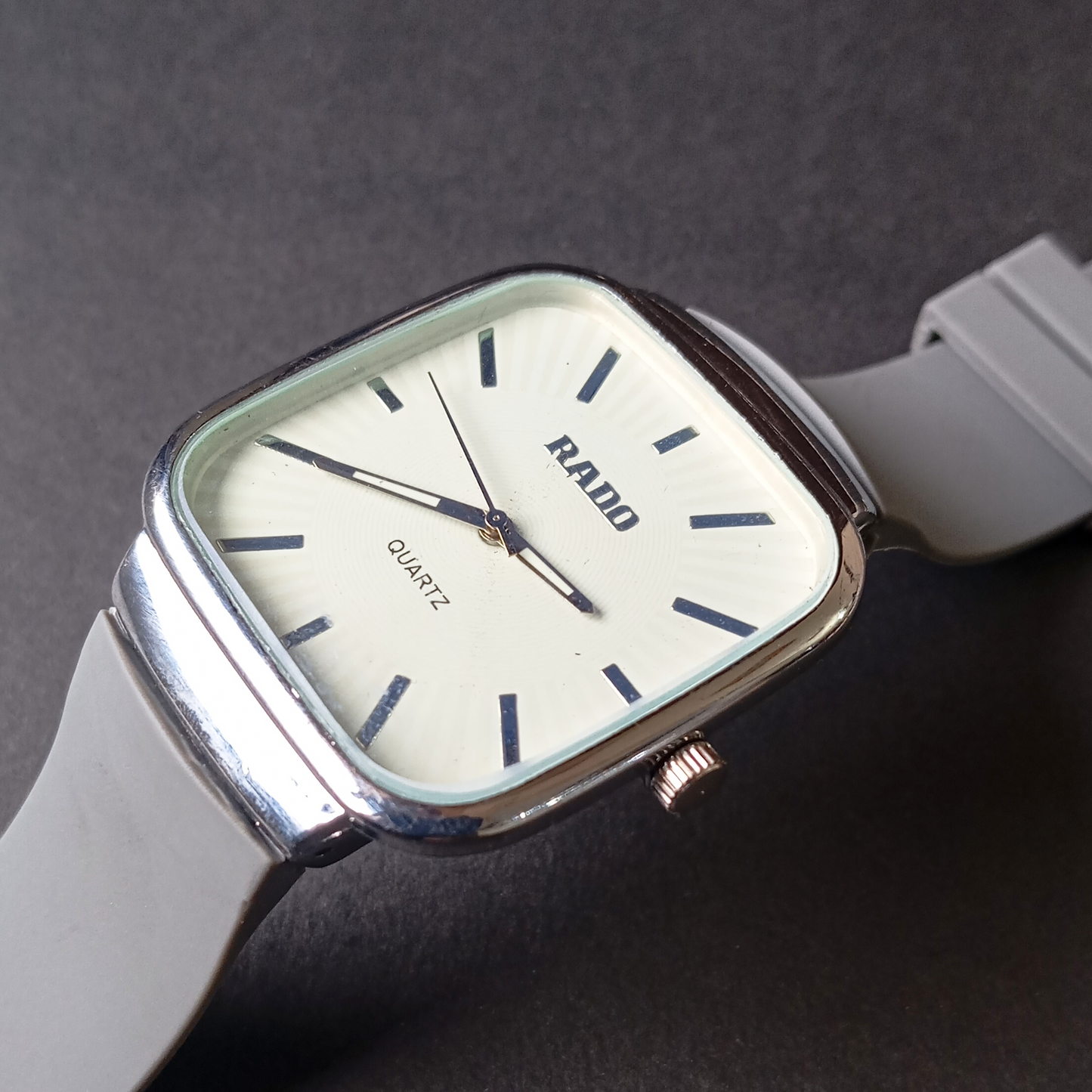 Rado Quartz Watch For Men's