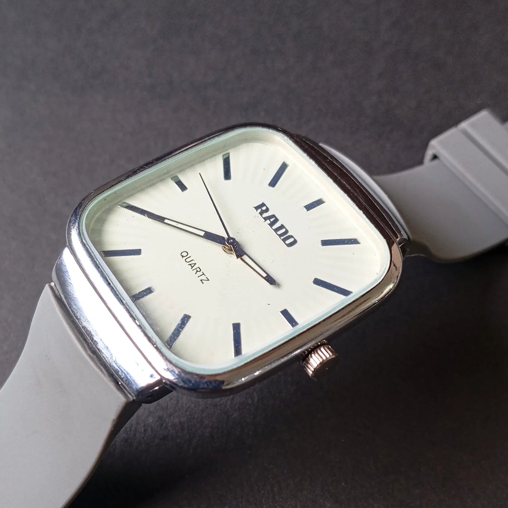 Rado Quartz Watch For Men's